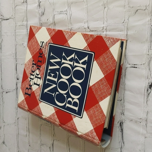 Better Homes And Gardens Other - 1989 Better Homes & Gardens New Cookbook Vintage